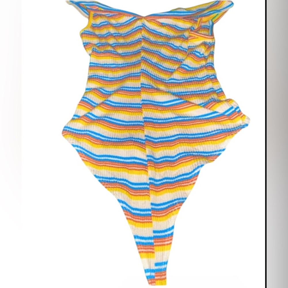 I’m selling a soft one piece body suite